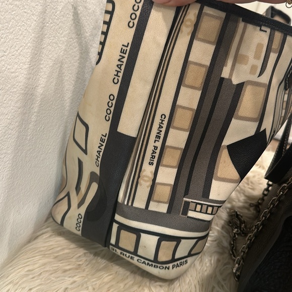 Chanel Printed Leather Tote - Picture 11 of 11